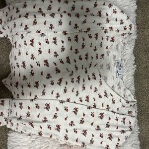 Love the top very cute